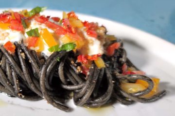 Spaghettone al Nero di Seppia e Olio extra vergine d'oliva Tre Tomoli